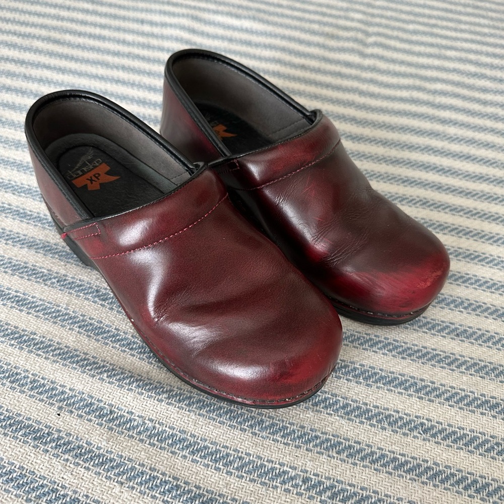 Dansko clogs size 38
